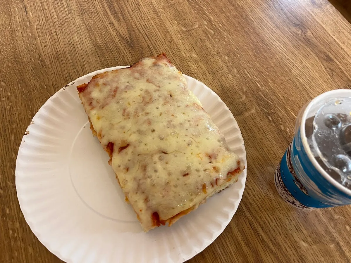 Romeo's Famous Pizzeria photo 3