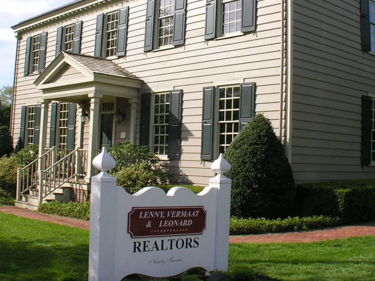 Ron Woods Realtor Group