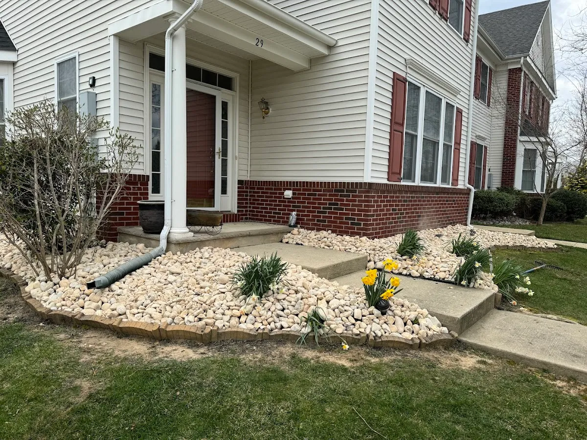 Ron's landscaping and property maintenance LLC photo 3