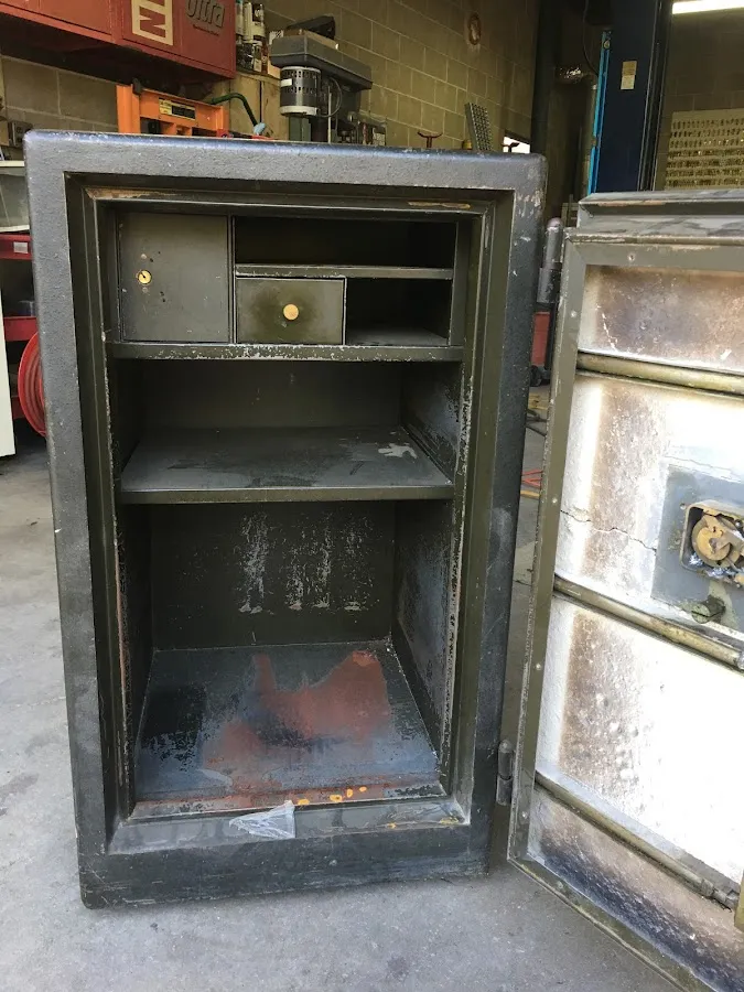 Ron’s Locksmith Service photo 2