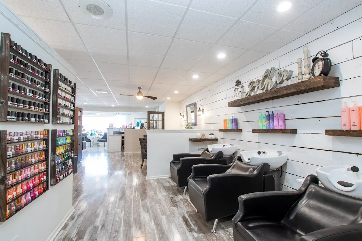 Rosario’s Salon, Spa & Barbering