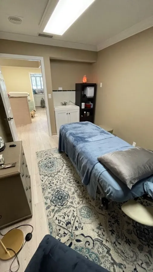 Rose’ H massage and wellness spa