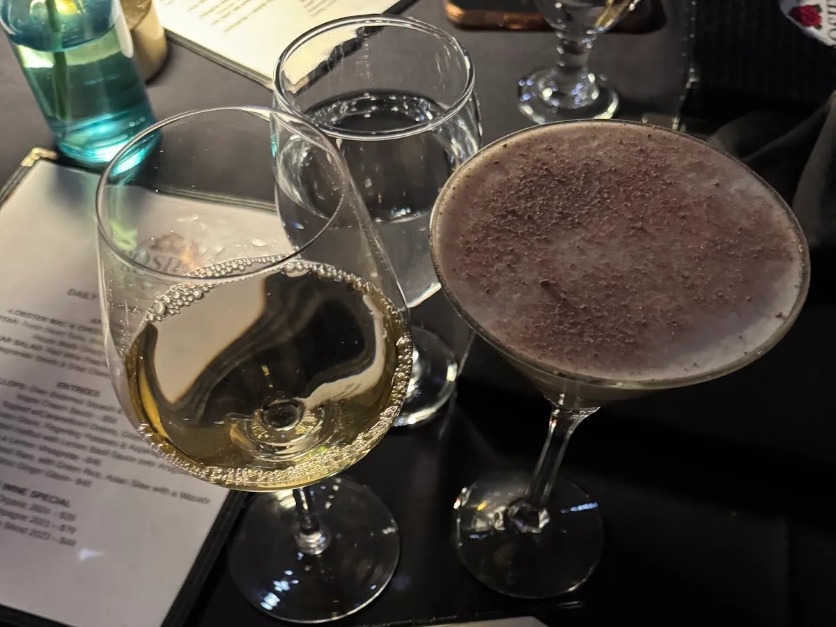 Rosie's Ocean Gate photo 2