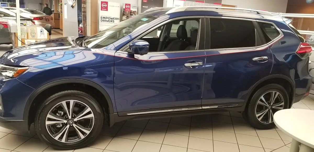 Route 33 Nissan photo 2