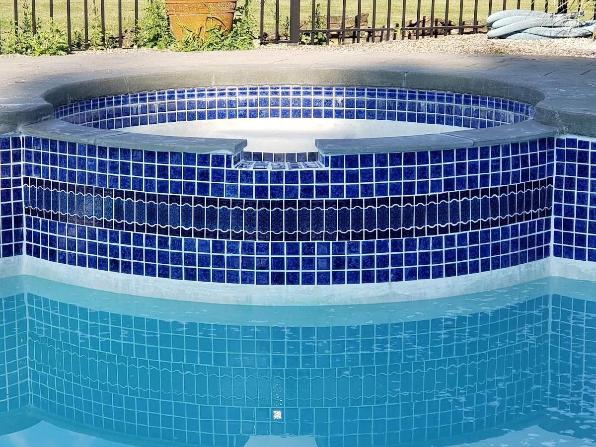 Royal Blue Pools LLC