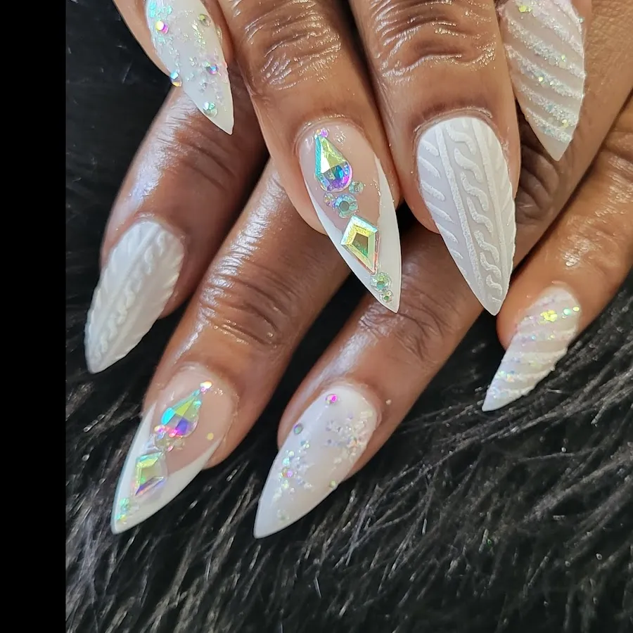 Royalty Nails photo 2