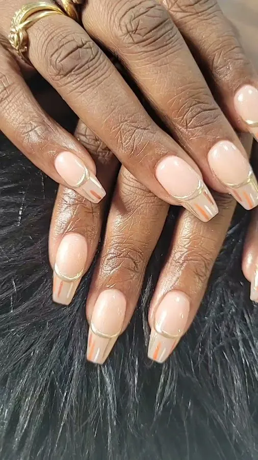 Royalty Nails photo 4