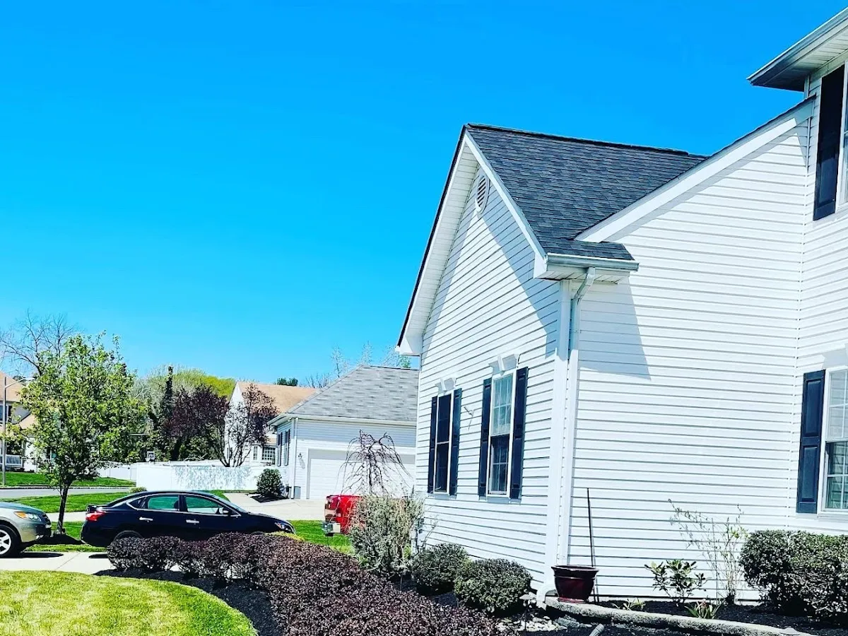 RUIZ LANDSCAPING & LAWN CARE LLC