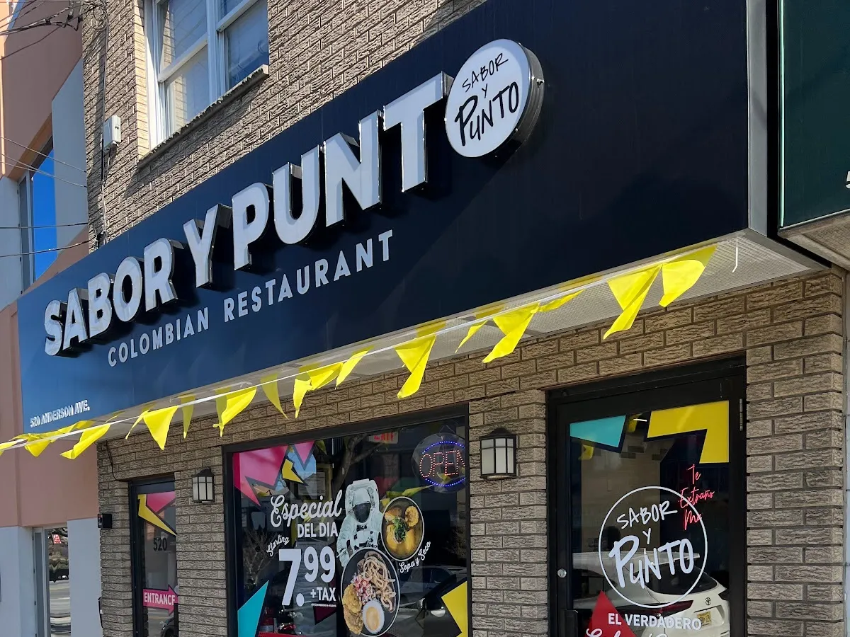 Sabor Y Punto Colombian Restaurant