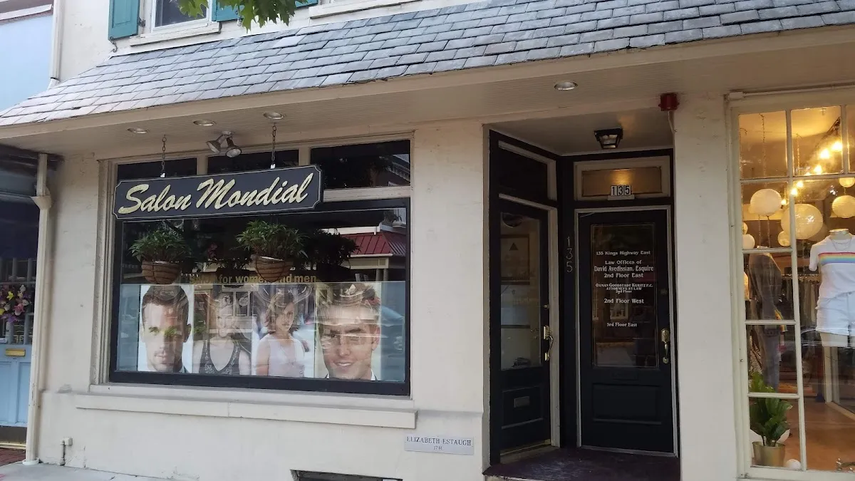 Salon Mondial photo 2