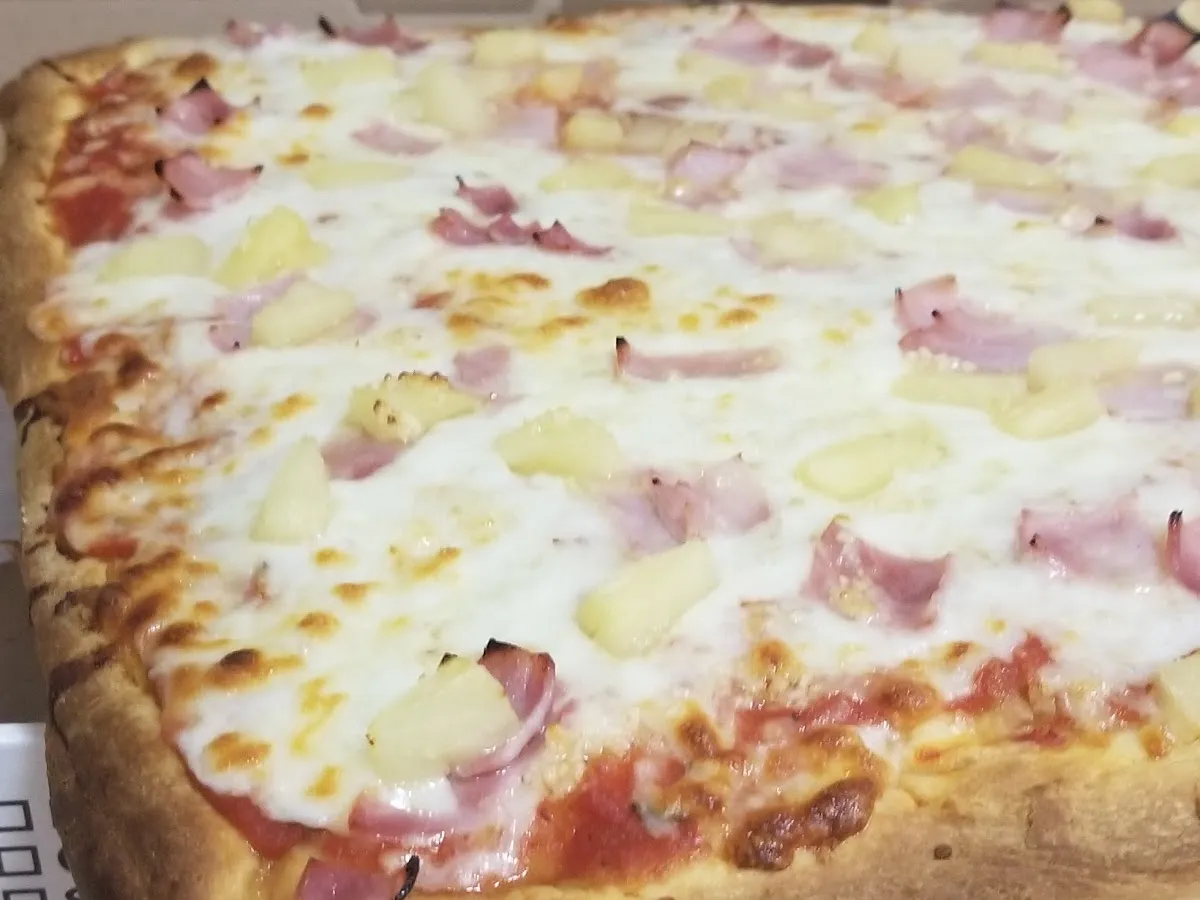 Sal's Pizza Restaurant photo 4