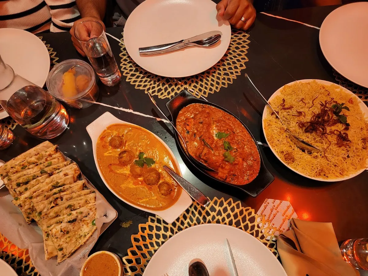 Samudhra Premium Restaurant & Lounge, Franklin Park, New Jersey photo 3