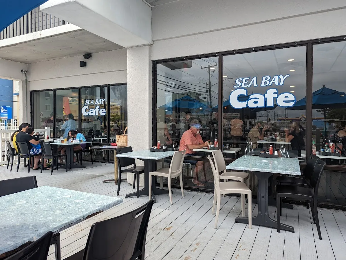 Sea Bay Bar & Grille