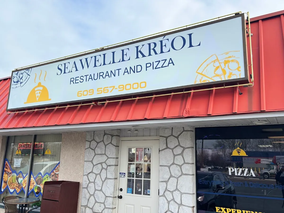 Seawelle Krèole Haitian Restaurant & Pizza