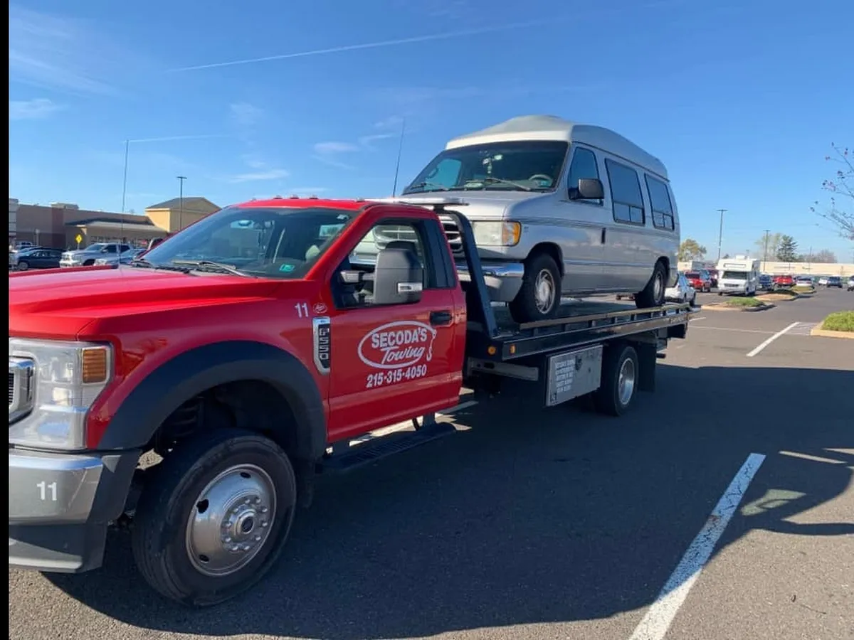 Secoda's Towing - Freeland