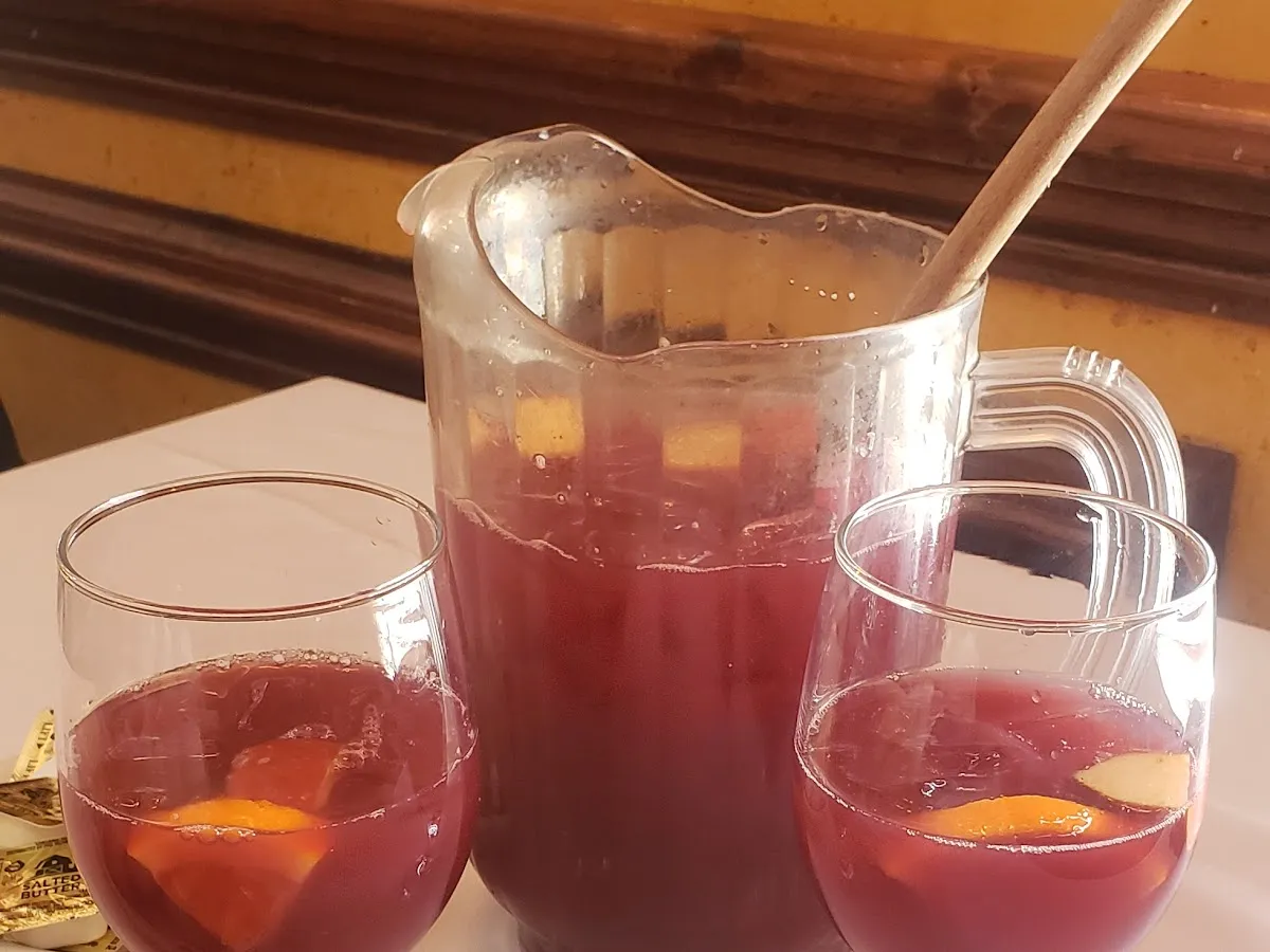 Segovia Steakhouse & Seafood photo 4