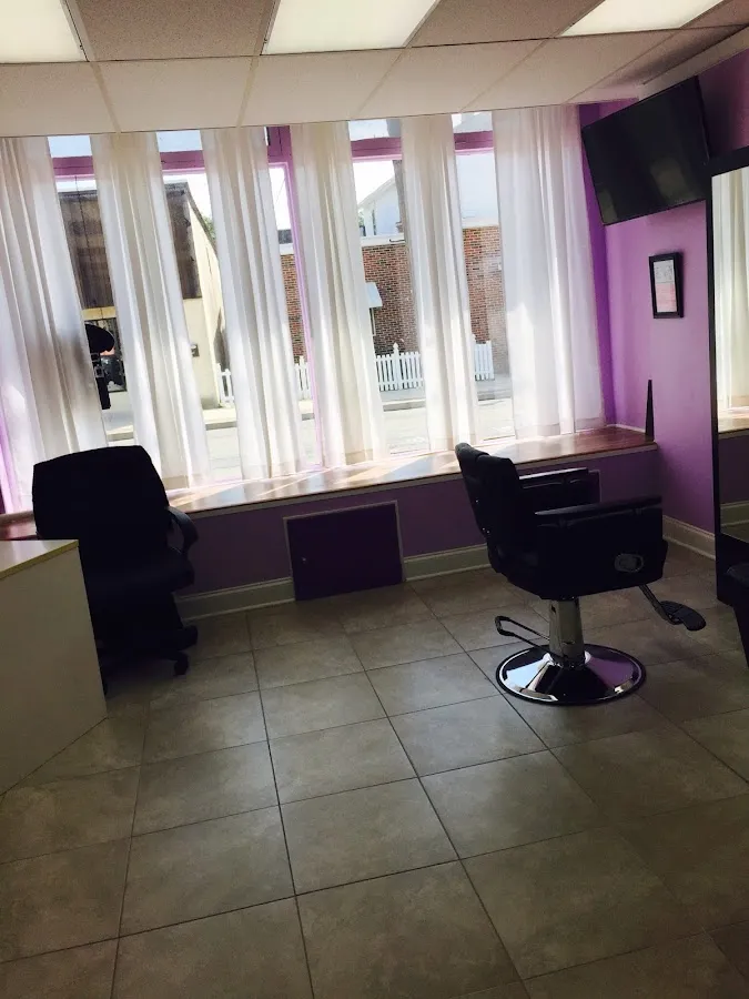 Sehar's New Look Beauty Salon and Eyebrow Threading photo 3