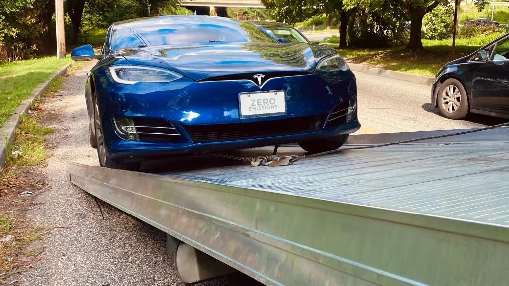 SHALOM TOWING INC photo 2