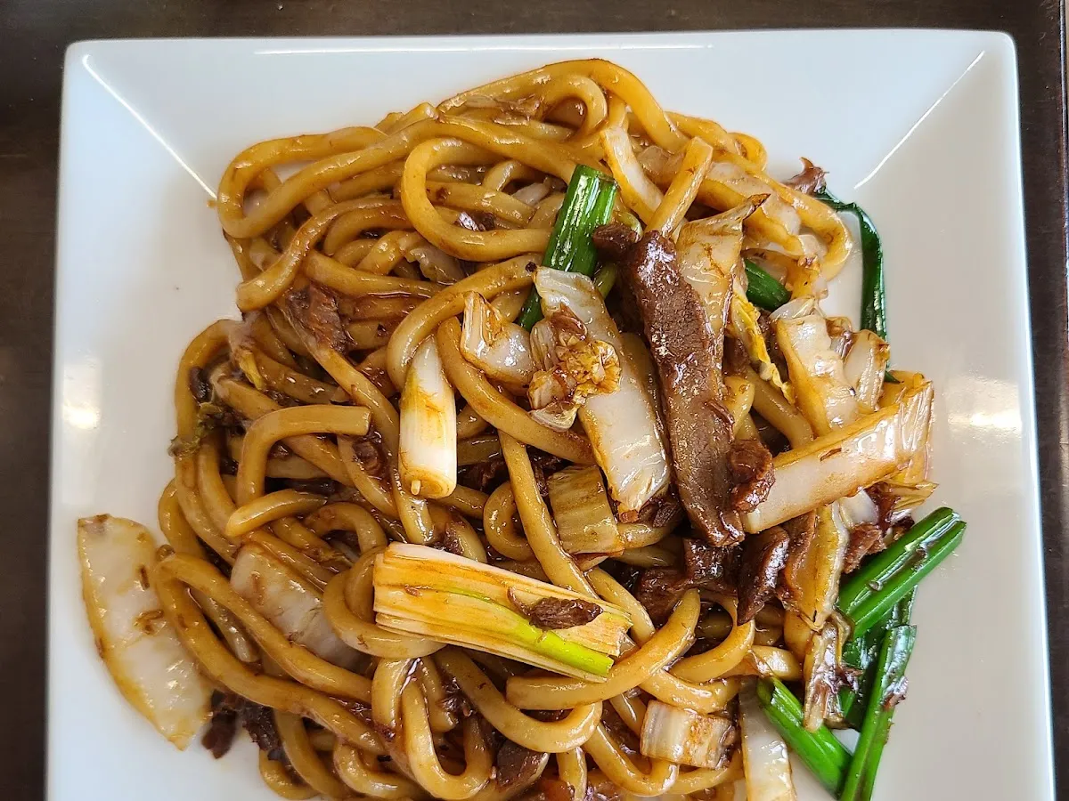 ShangHai Restaurant+ZhangLiang Spicy Hot Pot 张亮麻辣烫 photo 4