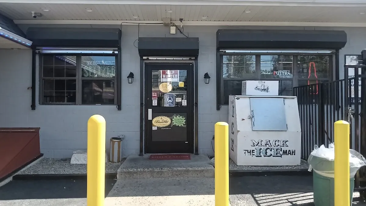 Sheila & Millie's Liquors photo 2