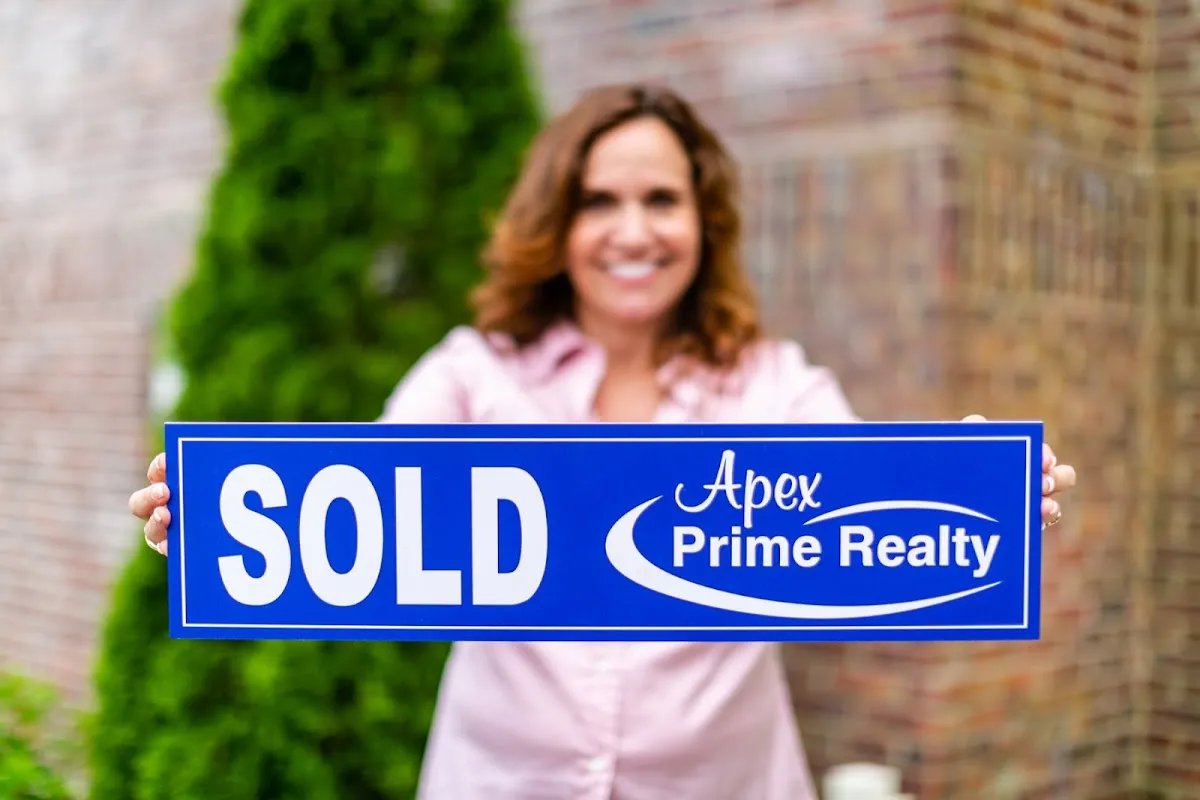 Sherri Lilienfeld - eXp Realty