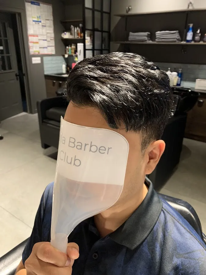 Shilla Men's Hair Salon 신라 이발관 photo 5