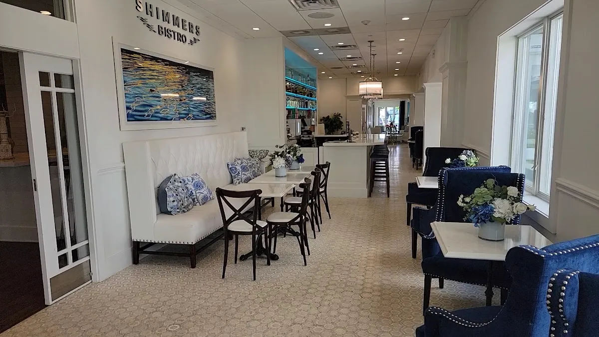 Shimmers Bistro photo 5