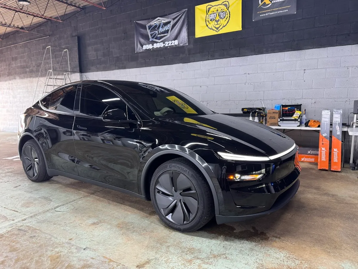 Shine Auto Boutique photo 3