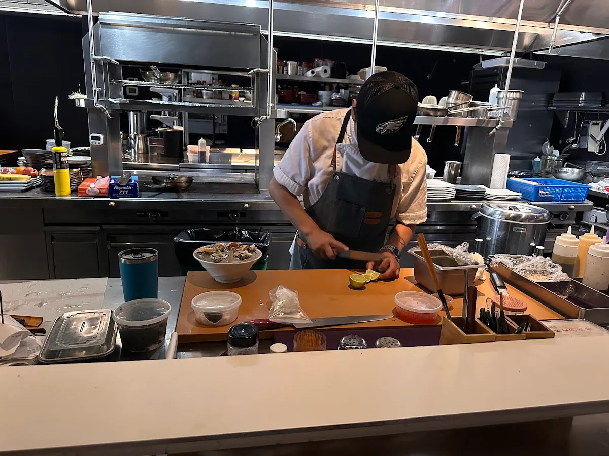 Shiso Noodle and Sushi Bar