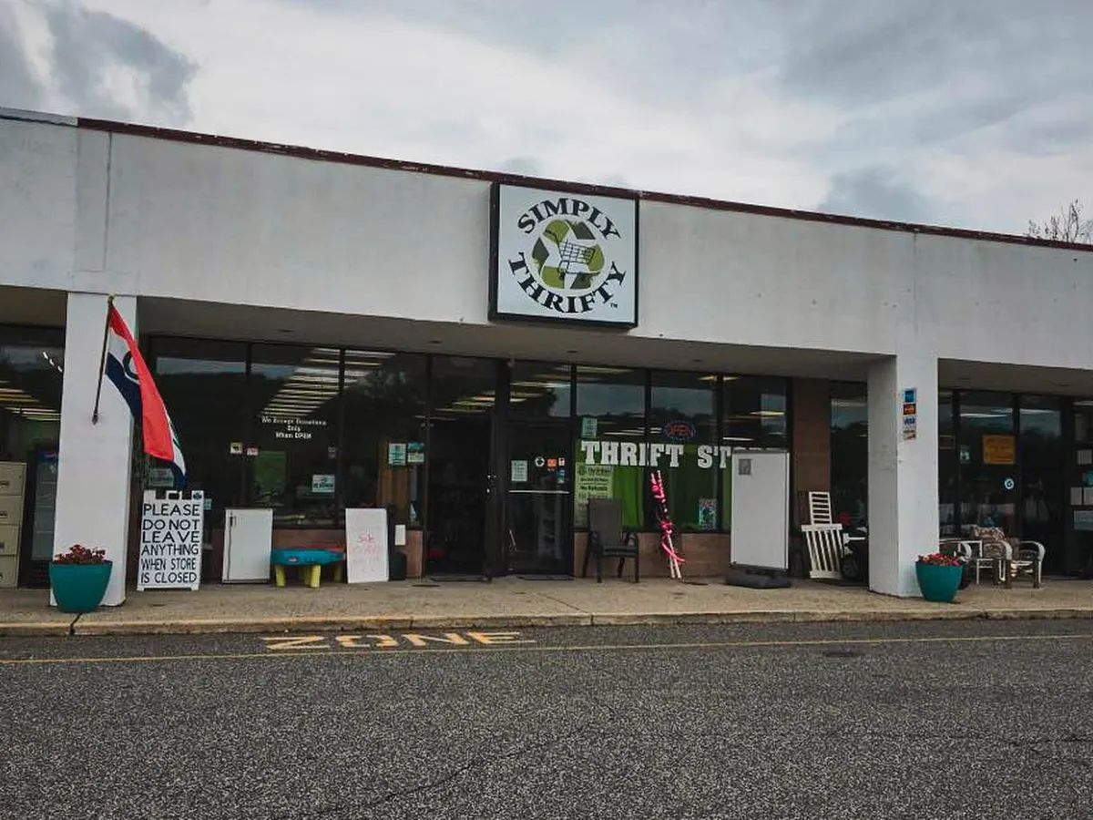 Simply Thrifty Thrift Store