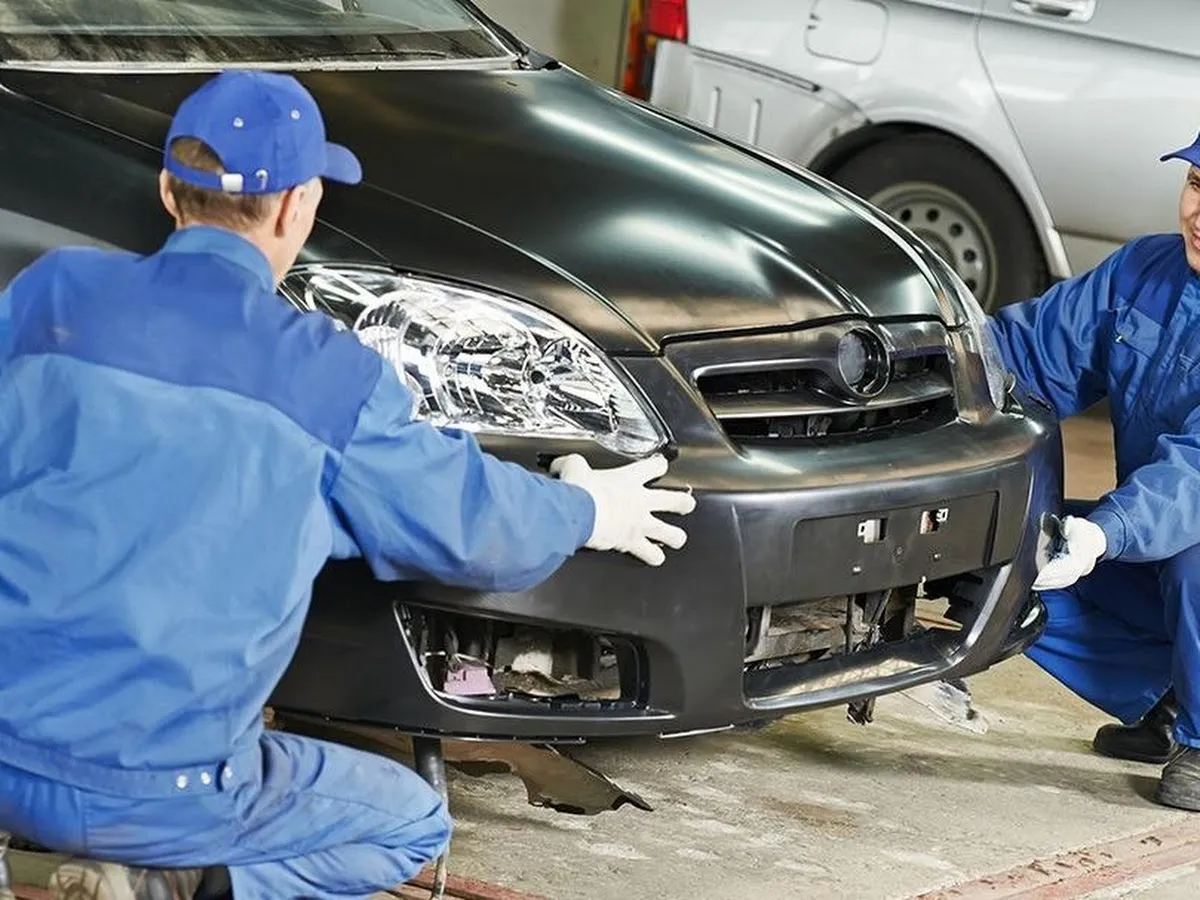 Size's Auto Body photo 5