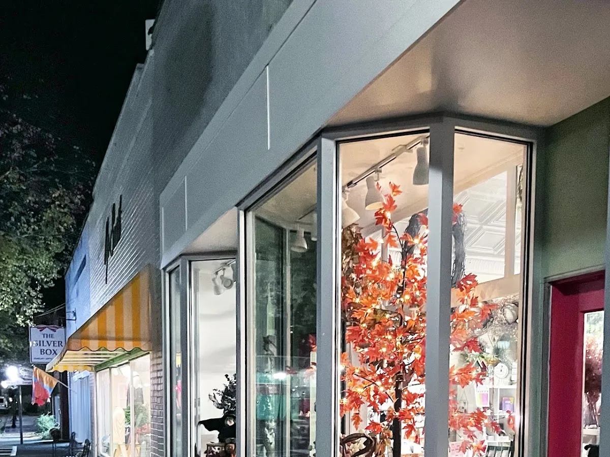 Smith's Florist & Gift Shoppe