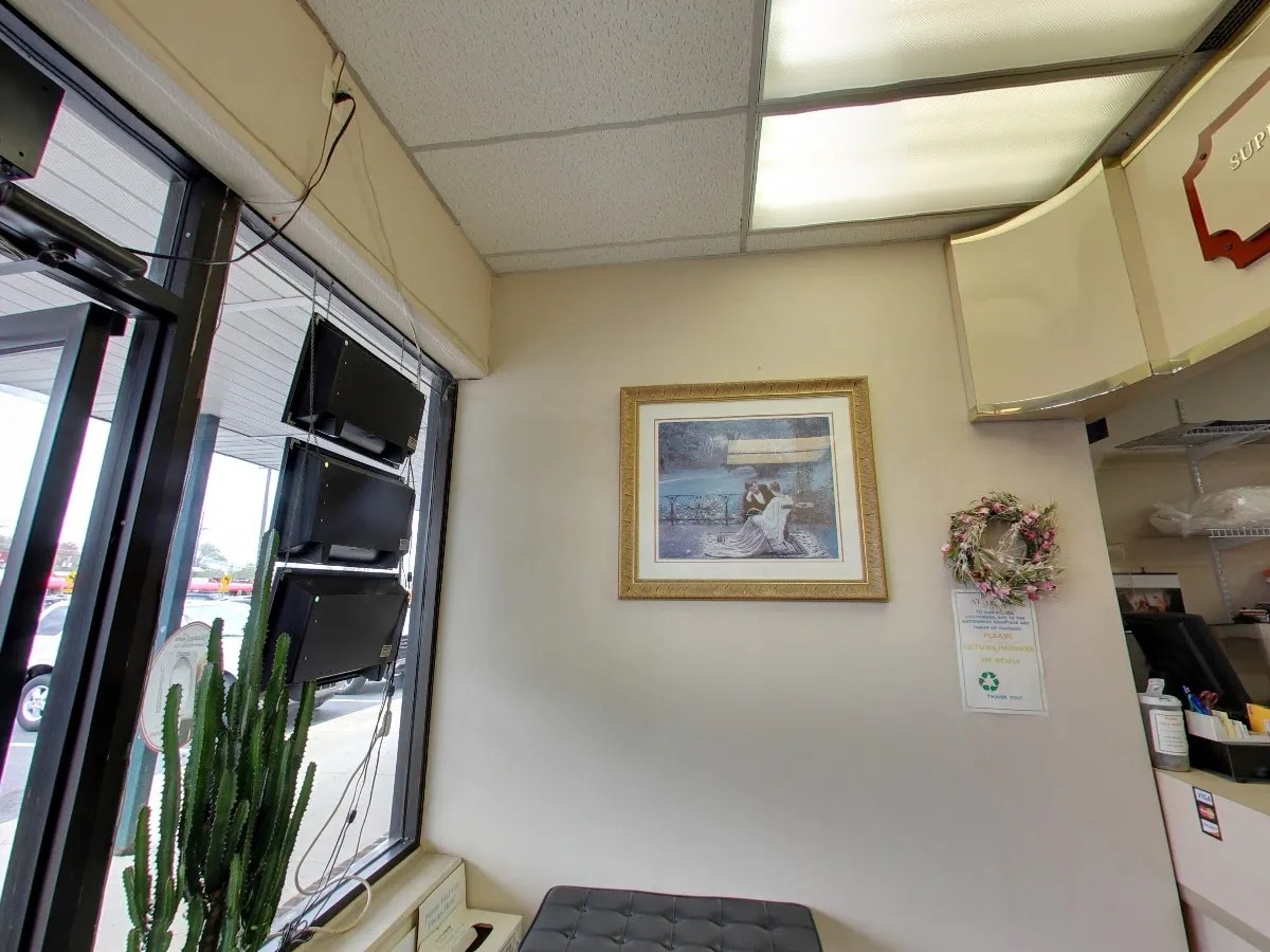 Sola Cleaners photo 4