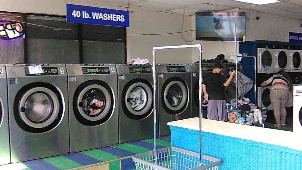 South Camden Laundromat photo 4