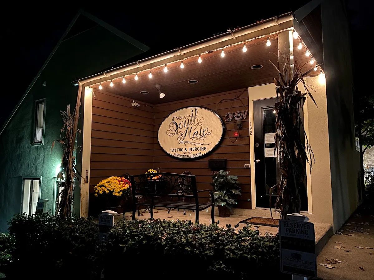 South Main Tattoo & Piercing