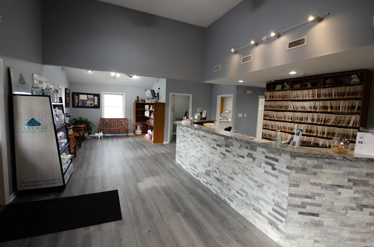 South Paw Animal Hospital