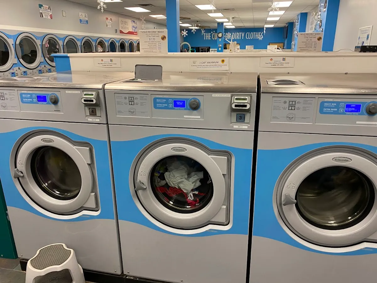 Spin Doctor Laundromat photo 4