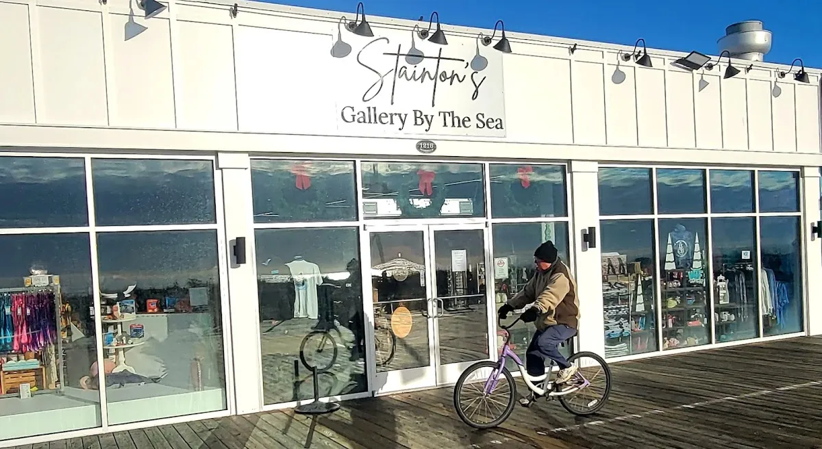 Stainton's By The Sea