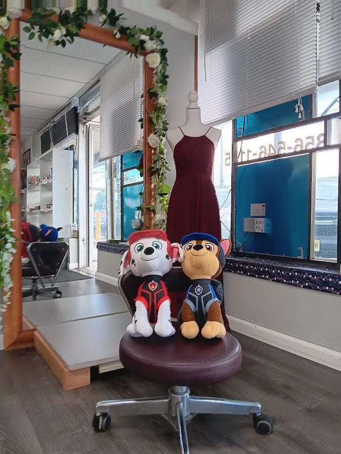 Starchy's Dry Cleaning photo 4