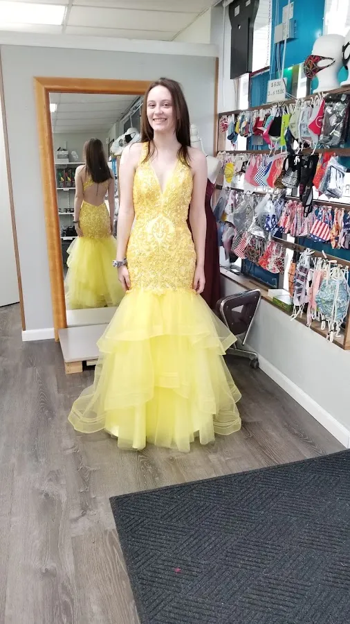 Starchy's Dry Cleaning photo 5