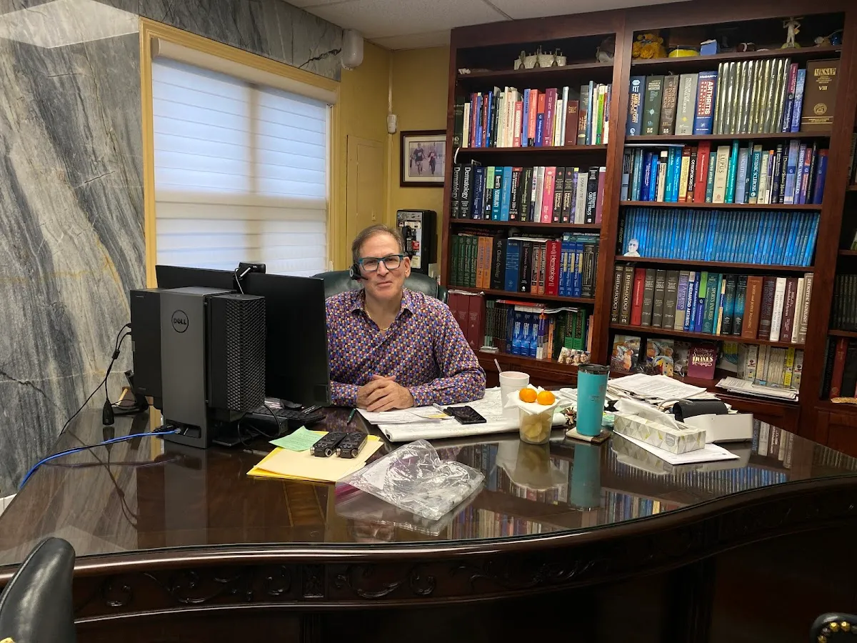 Stephen Soloway, M.D., FACP, FACR photo 2