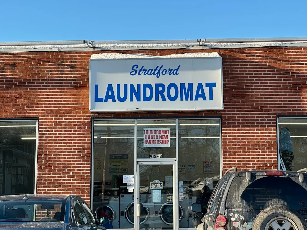 Stratford Laundromat photo 2