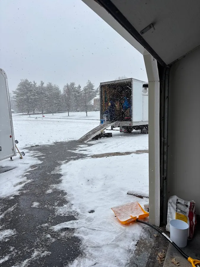 Stress-Less Moving & Storage Company LLC photo 3