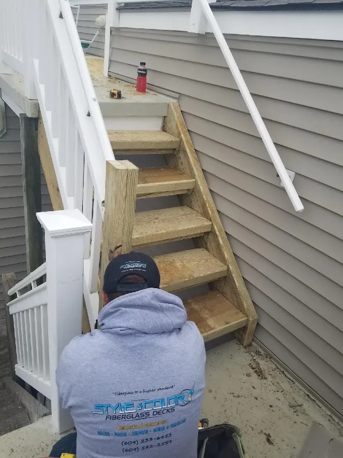 Style and Color Fiberglass Decks