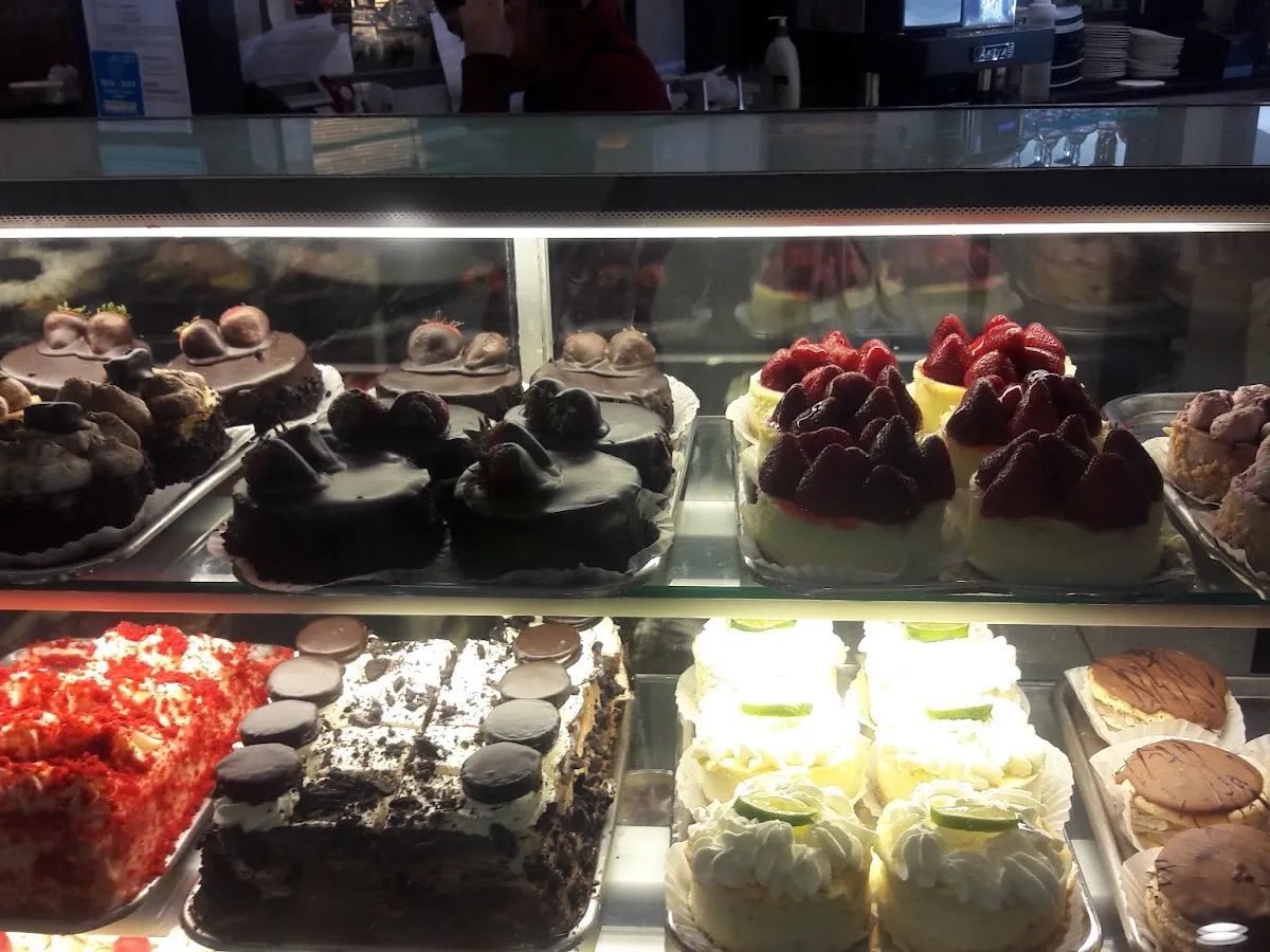 Suburban Diner photo 3