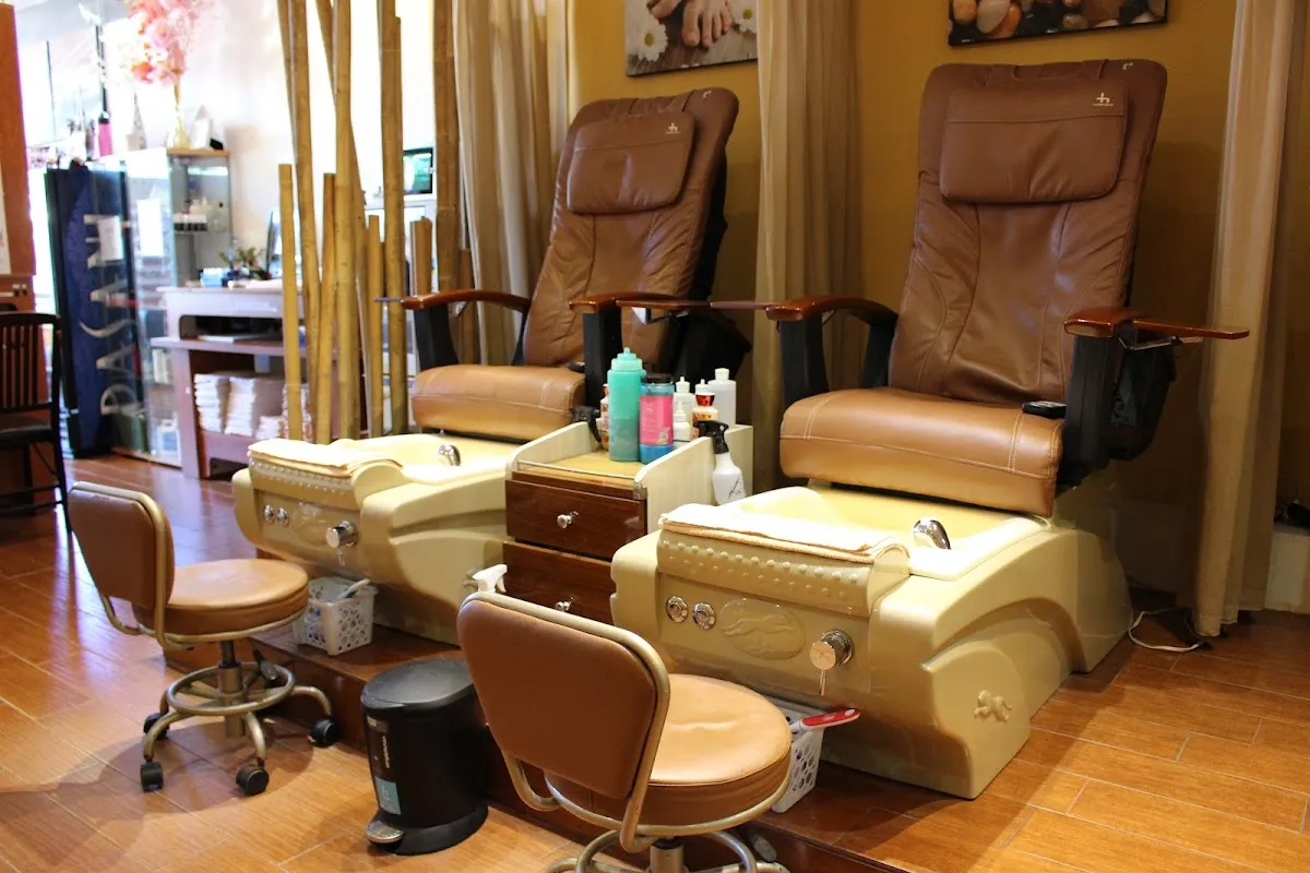 Summer Breeze Nails & Spa photo 2