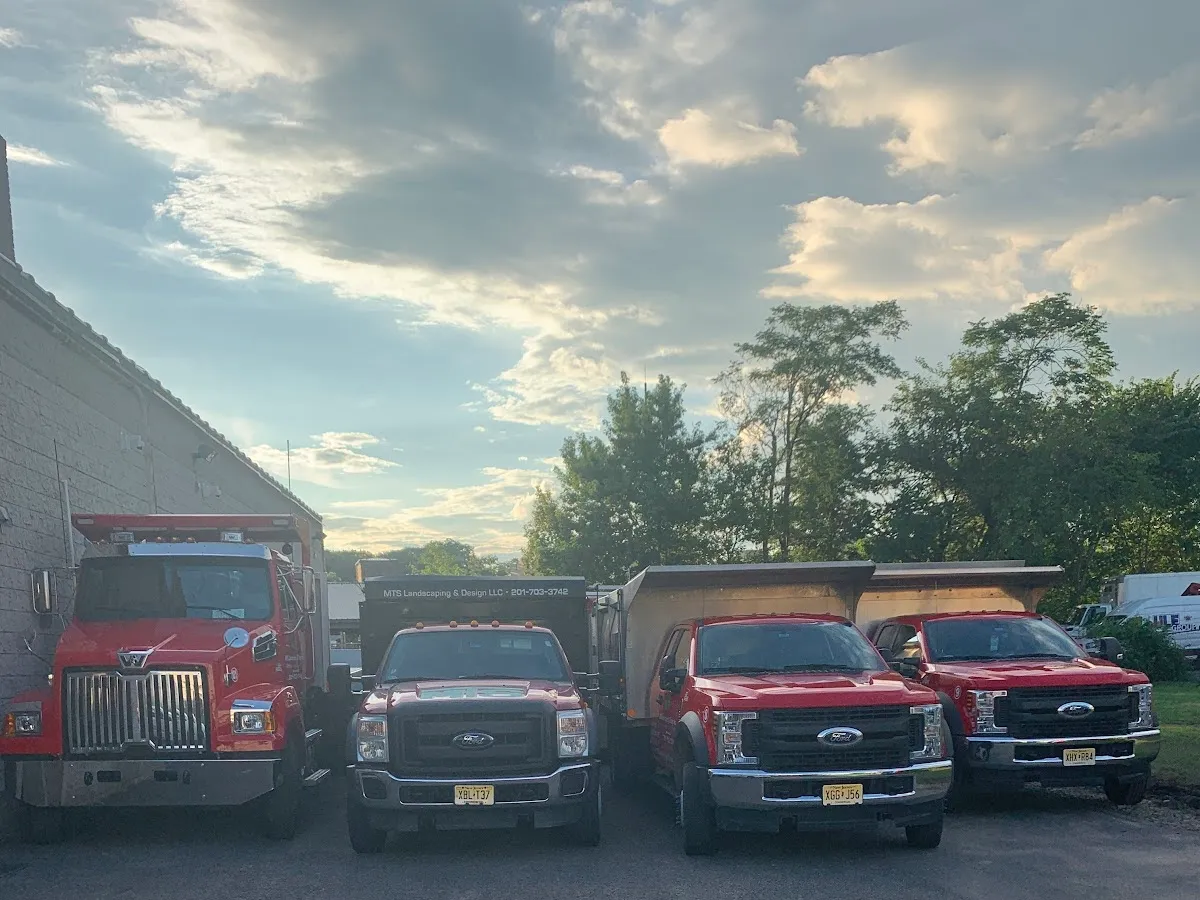 Summit Landscaping photo 2