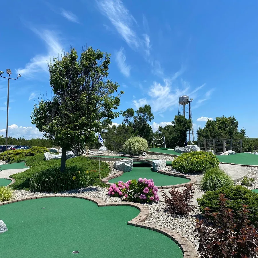 Sunset Beach Mini Golf