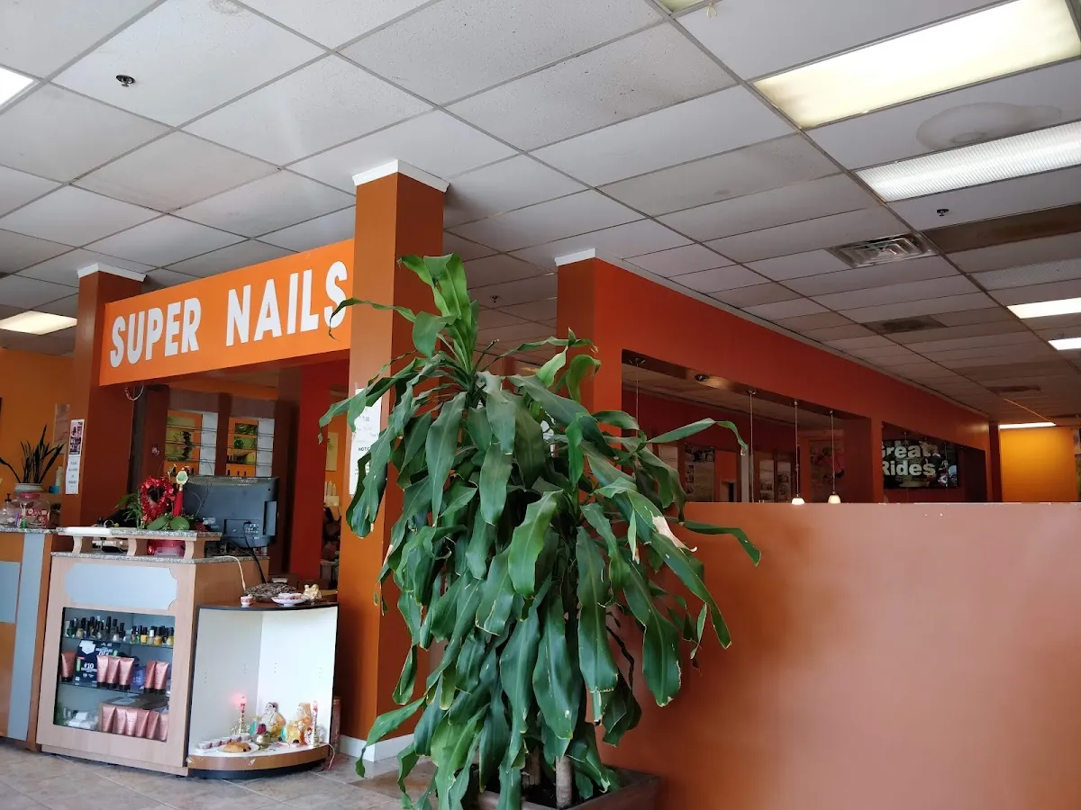 Super Nails & Hair Salon