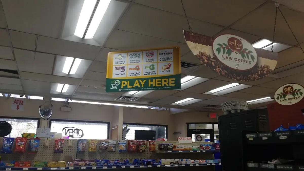 Super Saver Wine & Spirit